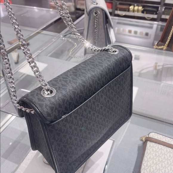 Michael Kors Regina Medium Flap Shoulder Bag - Picture 4 of 6